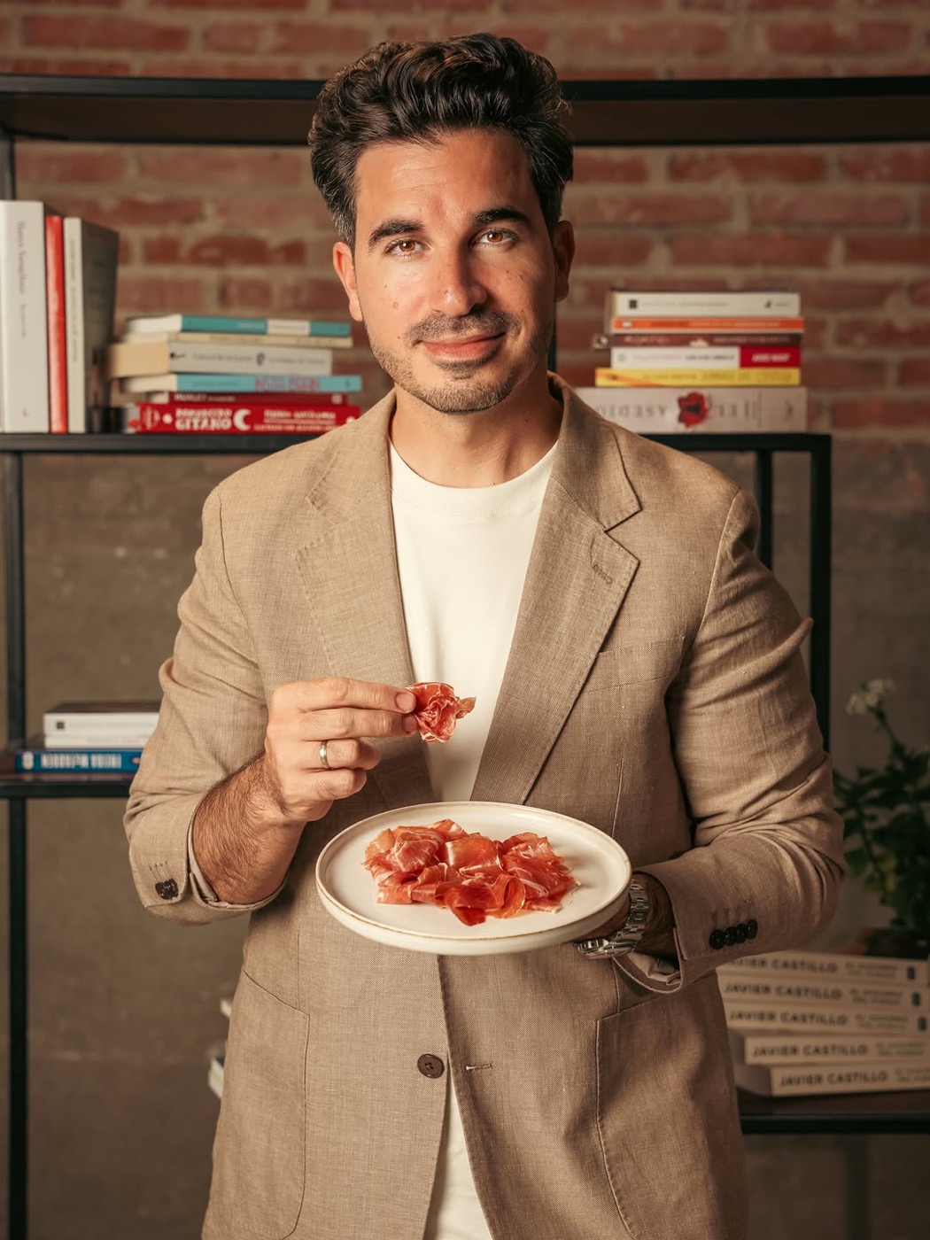 Legado Ibérico: Jamón y libros a partes iguales: el videopodcast de Legado Ibérico con Javier Castillo.