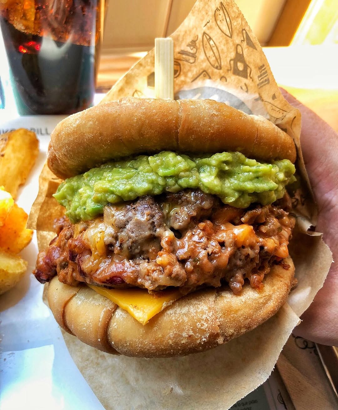 Chiliraptor con pan de Tequeñón.