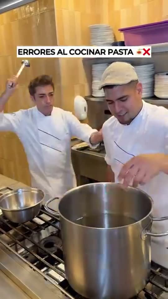 Reel de Vezzo sobre su experiencia gastronómica italiana